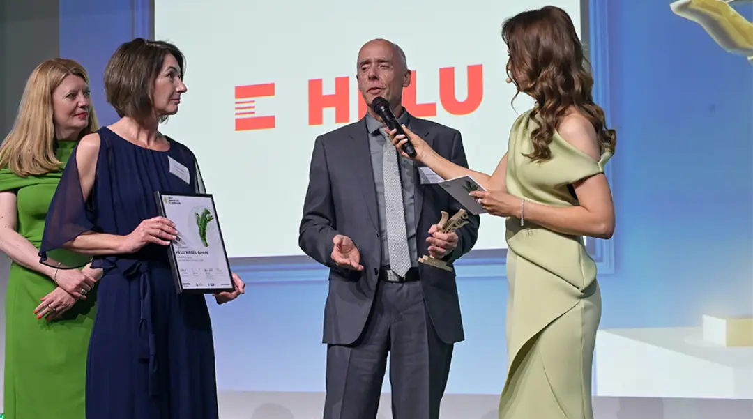 „Számunkra ez a díj egyszerre jelent elismerést és ösztönzést” (Andreas Hoppe, a HELU Csoport pénzügyi igazgatója)