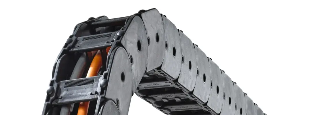 Drag chain with cables from HELU