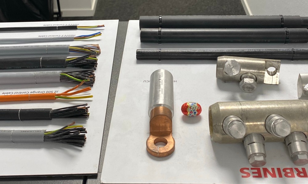 Æggeskjul kontor kabler 