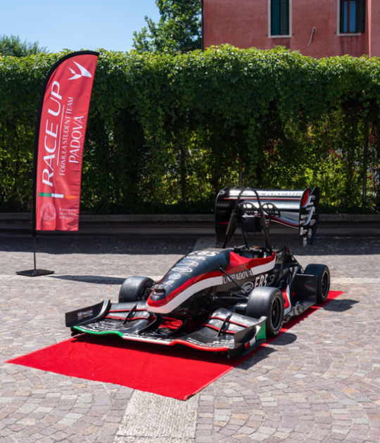 Macchina elettrica Race Up Team