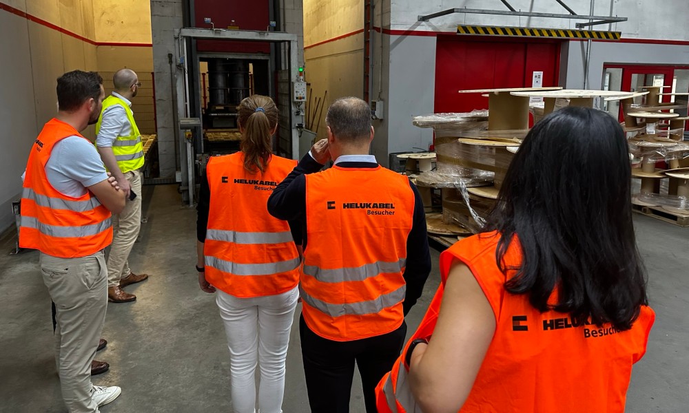 HELUKABEL Sweden in the logistics center in Hemmingen