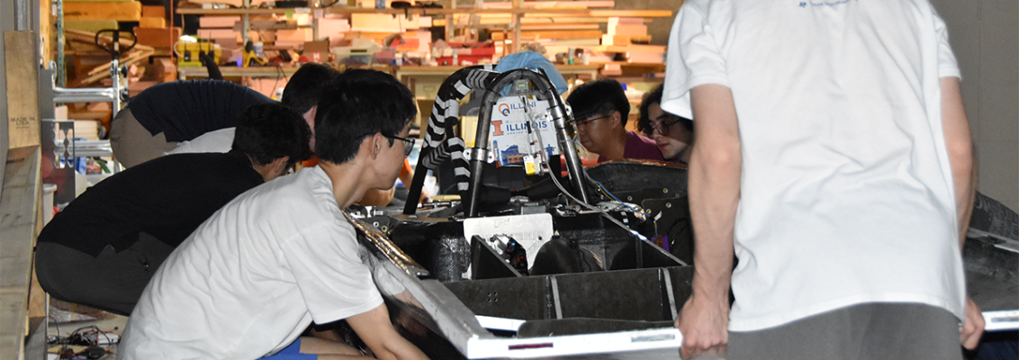 Illini Solar Engineering Team in the Lab with Calypso