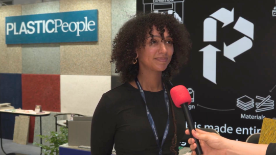 Chị Ms. Sajah (Community Director, PLASTICPeople) 