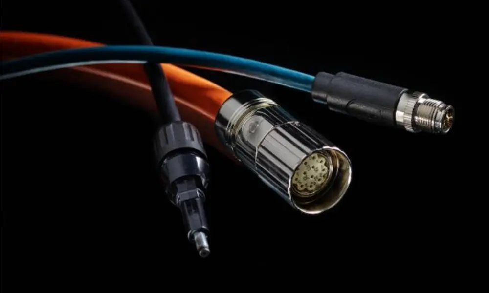 Đầu nối cáp điện HELUTEC dùng để kết hợp với dây cáp tạo thành giải pháp harnessing của HELUKABEL