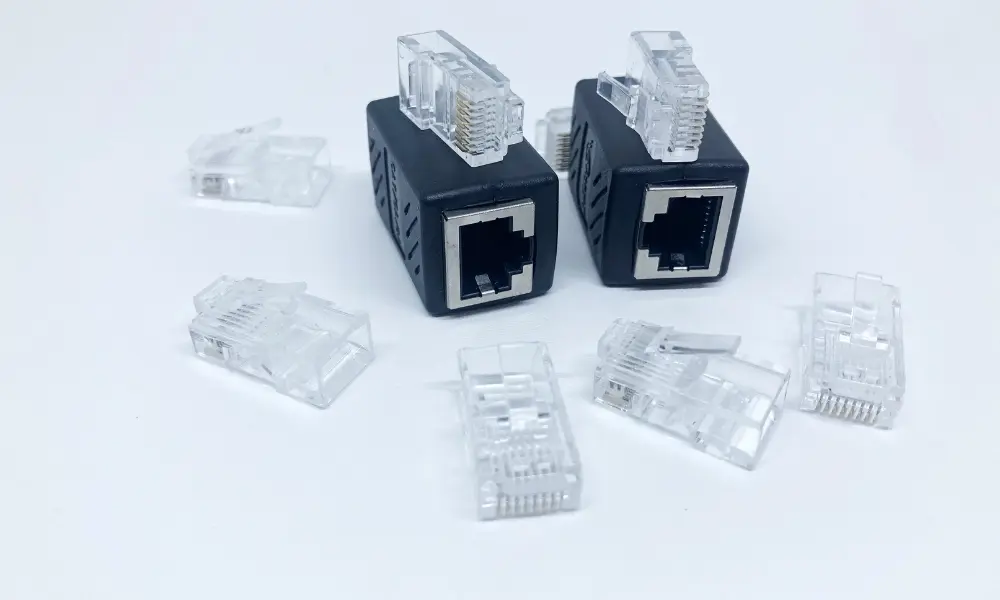 Đầu nối dây mạng RJ45 đực và cái