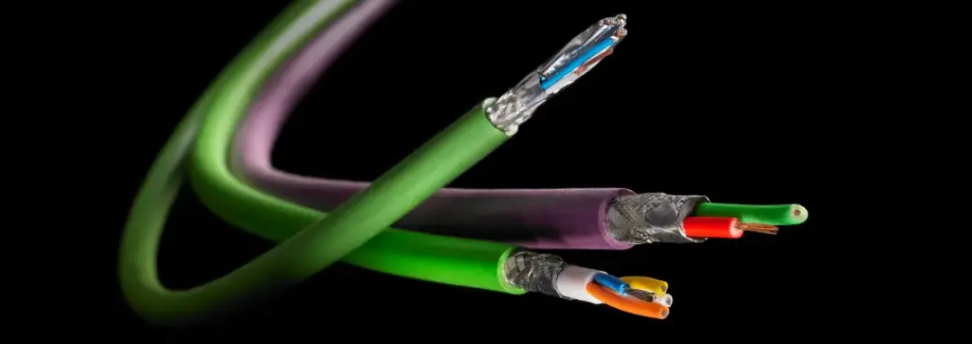 HELU offers a wide range of Ethernet cables for the industrial sector