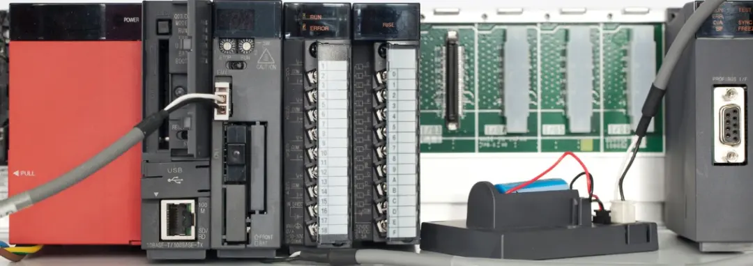 PLC connected via the RS485 standard