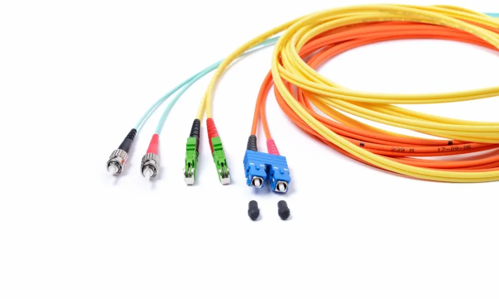 Mã màu cáp sợi quang giúp việc nhận diện là lắp đặt trở nên dễ dàng và nhanh chóng hơn