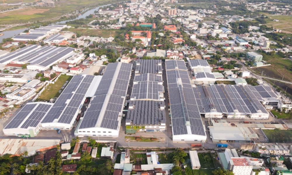 HELU Vietnam partnered with Solartek on a solar power installation project at the Tai Loc Industrial Park (District 9, Ho Chi Minh City)