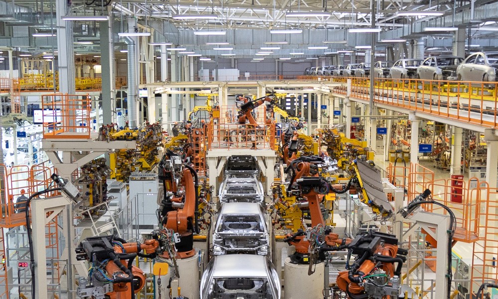 Đối với các ngành công nghệ cao như điện tử, bán dẫn, dây nối đất còn giúp bảo vệ linh kiện nhạy cảm khỏi hư hại do ESD (Electrostatic Discharge)