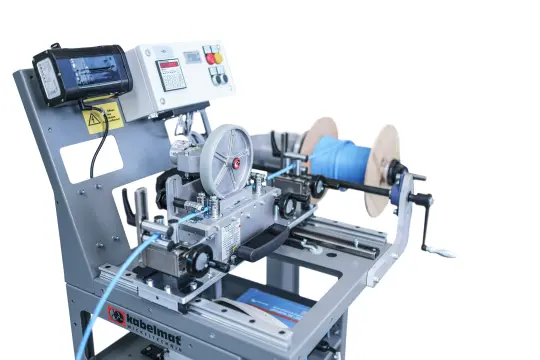 Kabelmat is launching the MESSROL 500, a battery-powered rewinder for cables. (© KABELMAT)