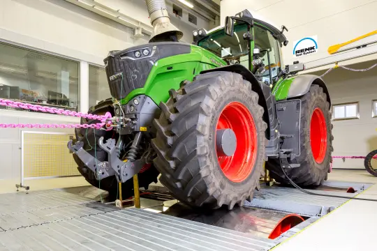 Tractor on the dynamometer: realistic load conditions are simulated here.  