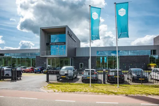 En bild av huvudkontoret på PVO-International