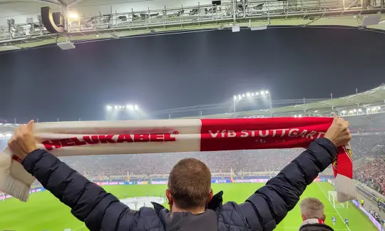 HELU Mitarbeiter im VfB Stadion
