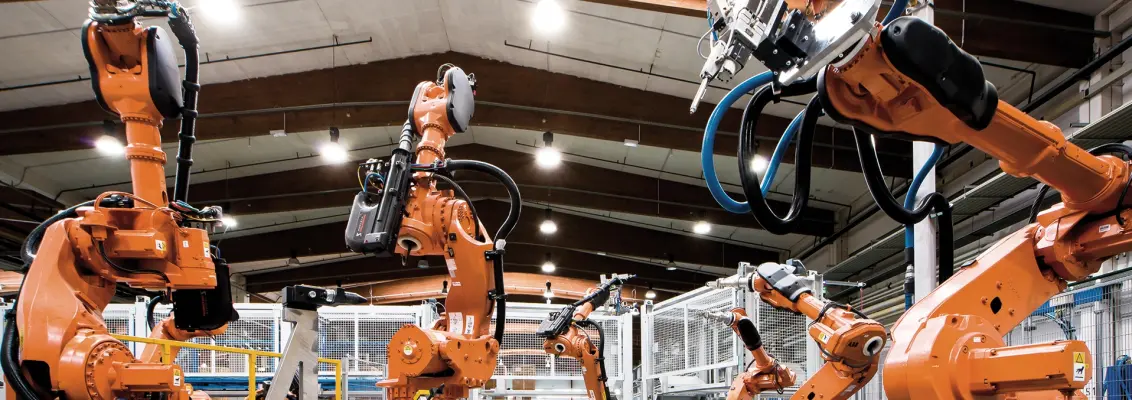 Roboter einer Fertigungslinie