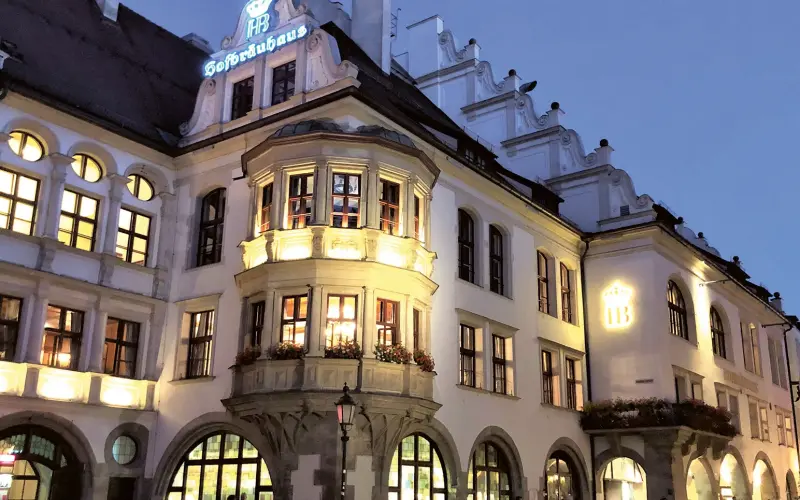 Photograph of the Hofbräuhaus in Munich