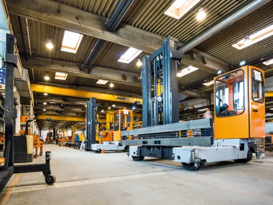 production hall from hubtex