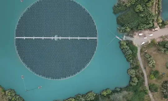 Dây điện năng lượng mặt trời đạt chuẩn TÜV Rheinland 2 PfG 2750 có khả năng chống nước được tăng cường, thích hợp dùng cho mô hình điện mặt trời thả nổi