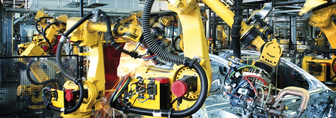 Robot in production hall