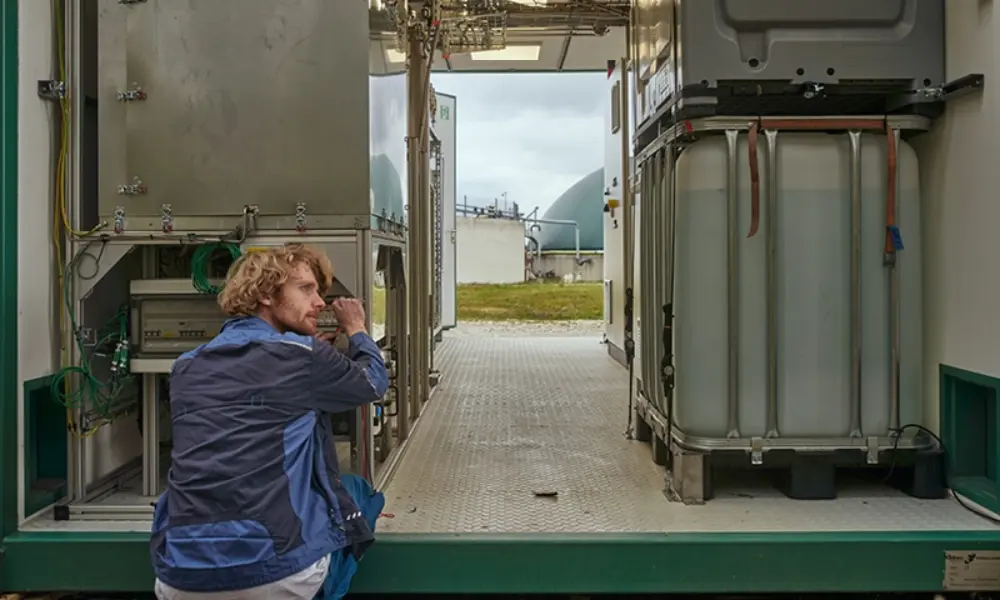 Reverions biogas production