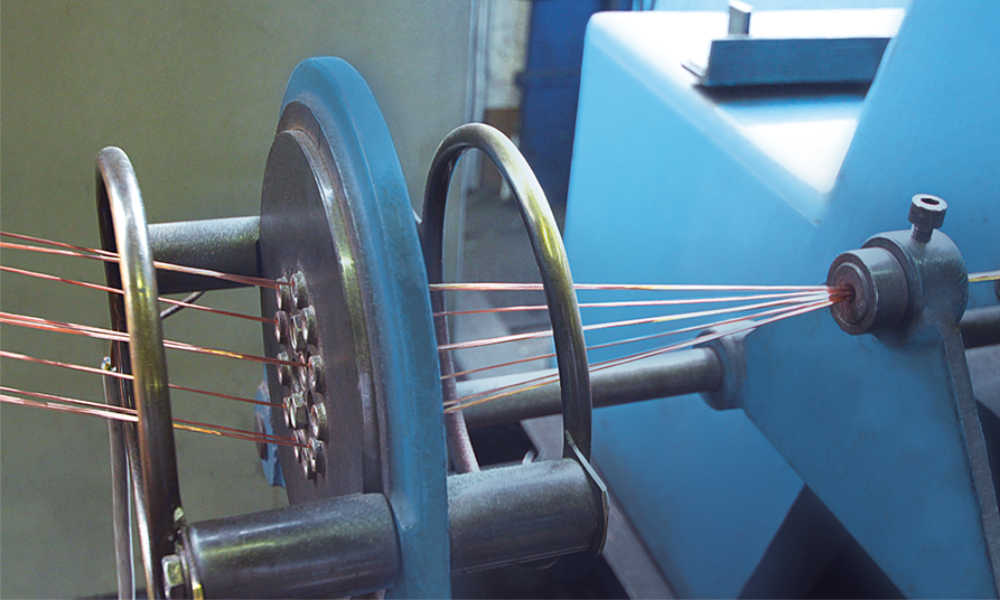 The wire braiding process at our Windsbach factory